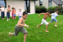 (2005-09) Amaury fete ses 6 ans avec ses copains